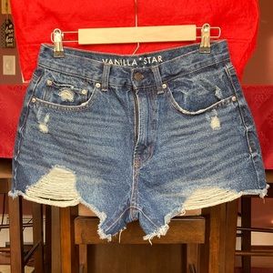 Vanilla Star Boyfriend Short.  Size 5.